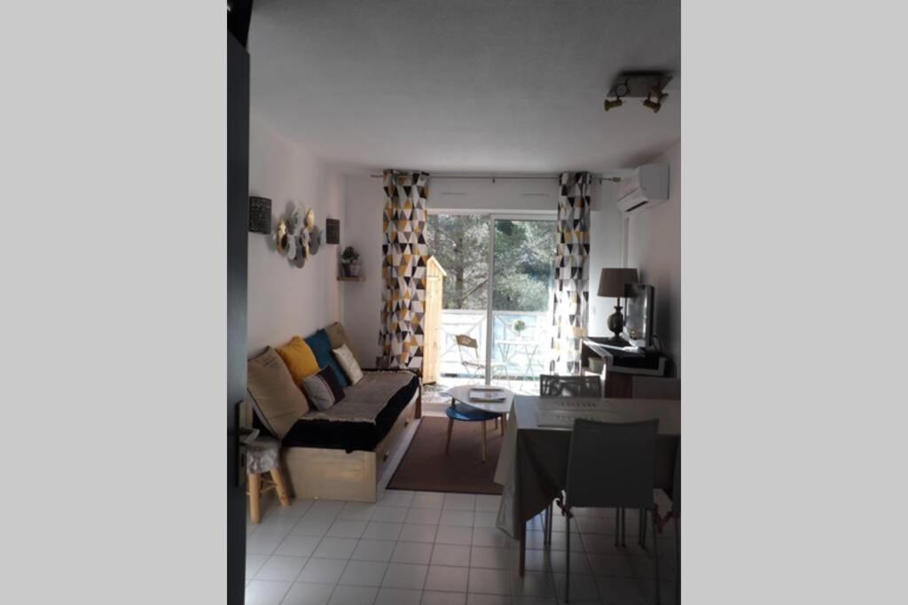 Appartement T2 Dans Residence Avec Piscine Et Tennis Saint-Raphaël 외부 사진